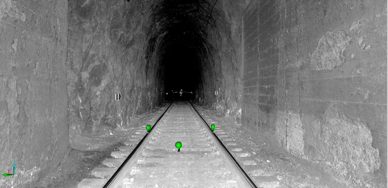 Túnel 12A L.Centro - Escaneamento para geração de seções e verificação de esbarros entre material rodante e túnel